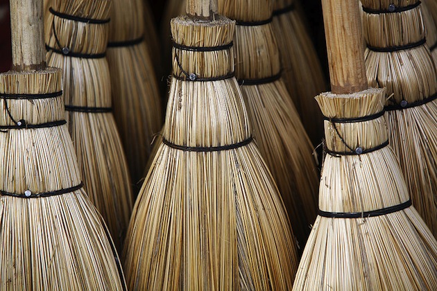 Brooms-and-Christmas-tradition-in-Norway